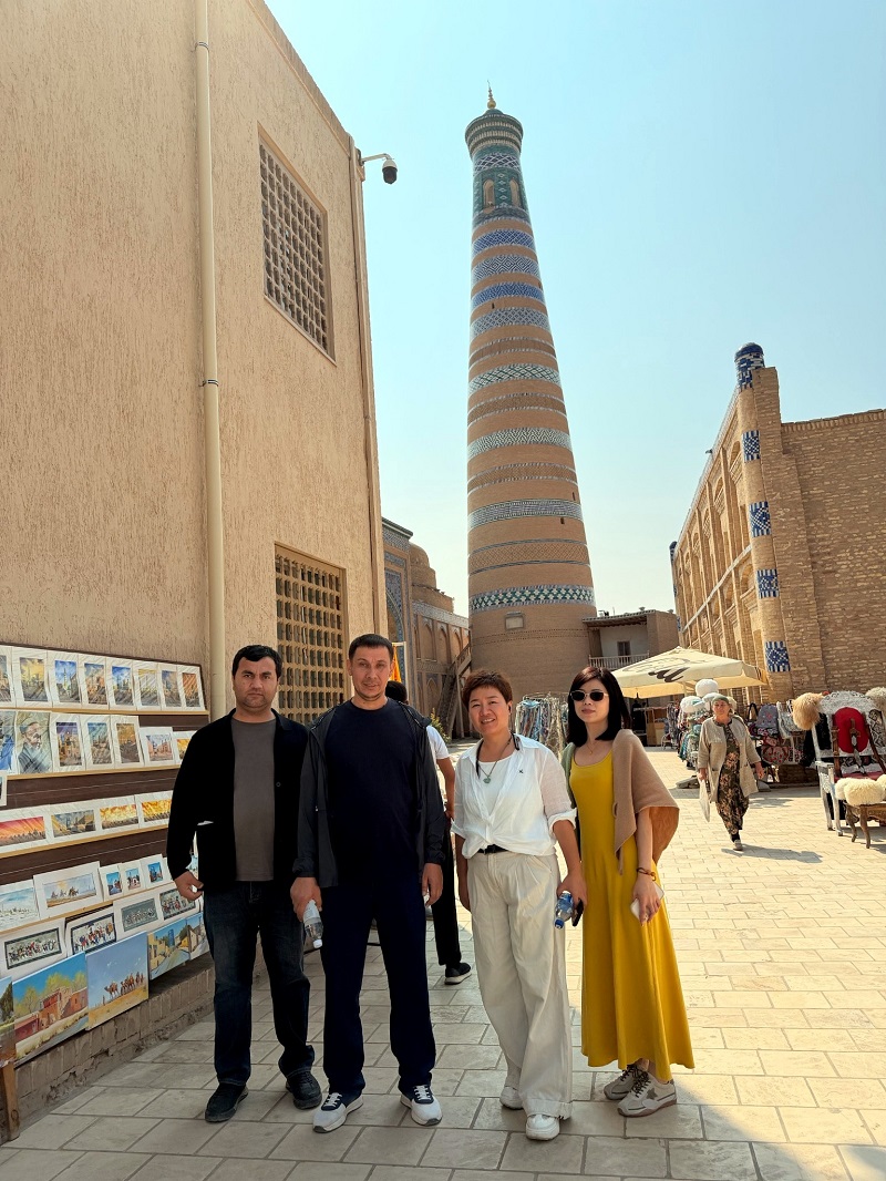 Wonear ارتباطات بازار قزاقستان را از طریق بازدید مشتریان در محل تعمیق می بخشد Wonear ارتباطات بازار قزاقستان را از طریق بازدید مشتریان در محل تعمیق می بخشد